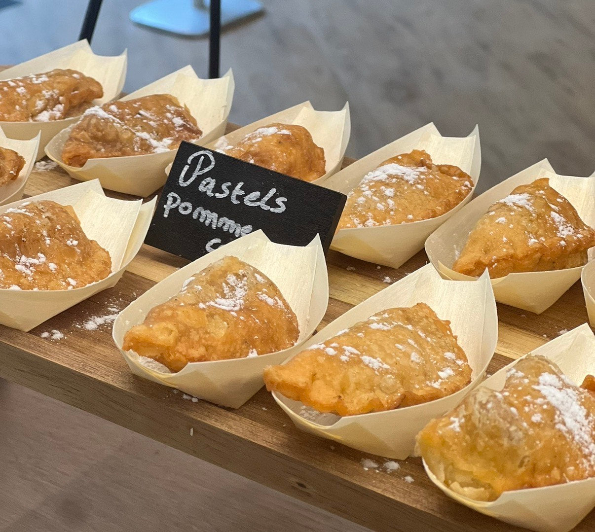 PASTELS SUCRÉS POMME-CANNELLE